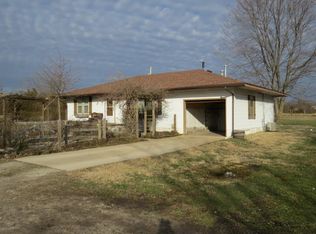 930 Tower Rd, Lebanon, MO 65536