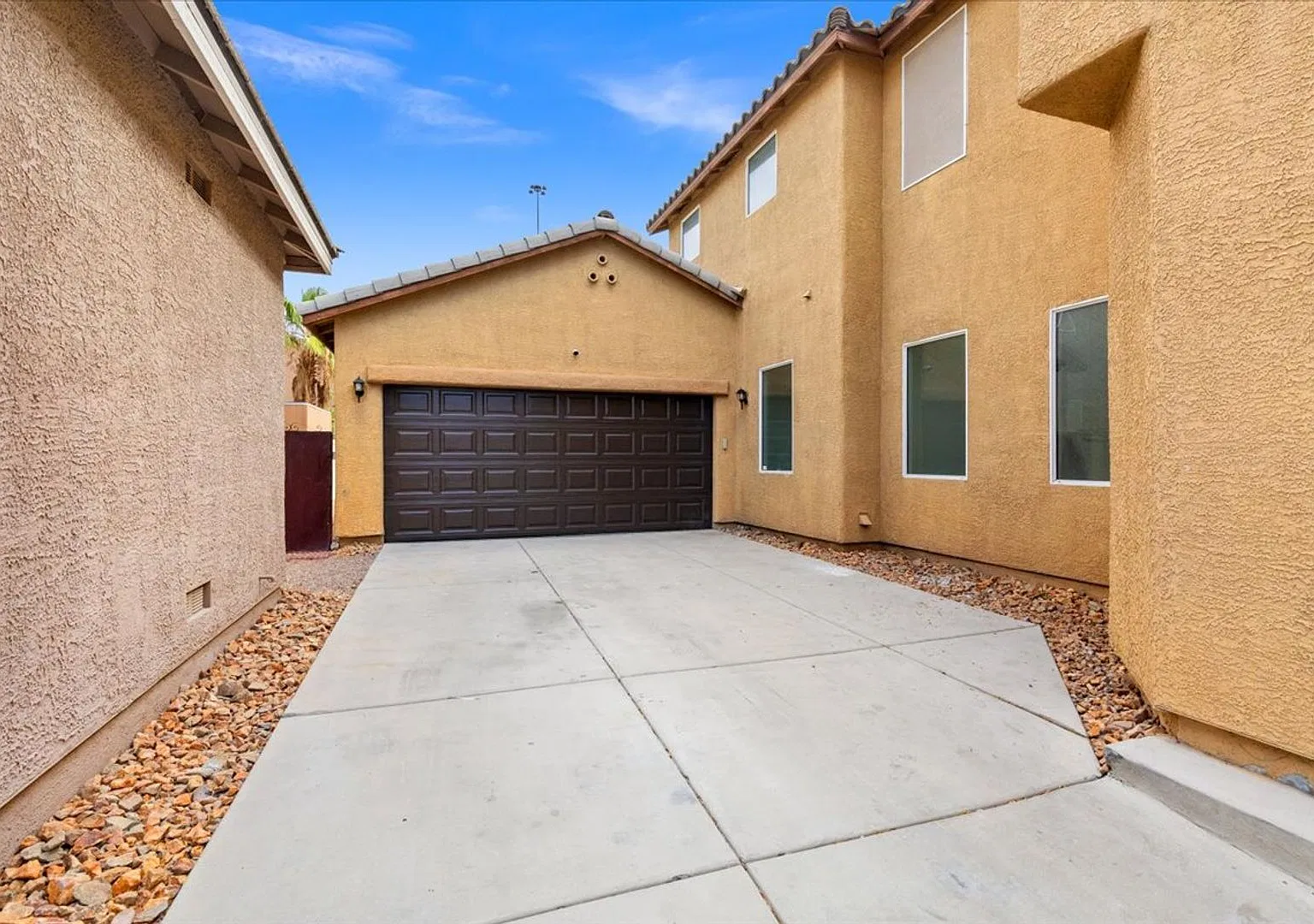 Beautifully Upgraded and Immaculately Maintained Home! — Photo 3