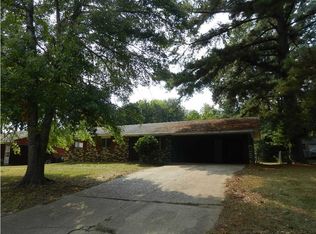 1529 Lowery Ln, Jackson, MS 39209