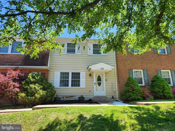 132 Hopewell Ln, Telford, PA 18969