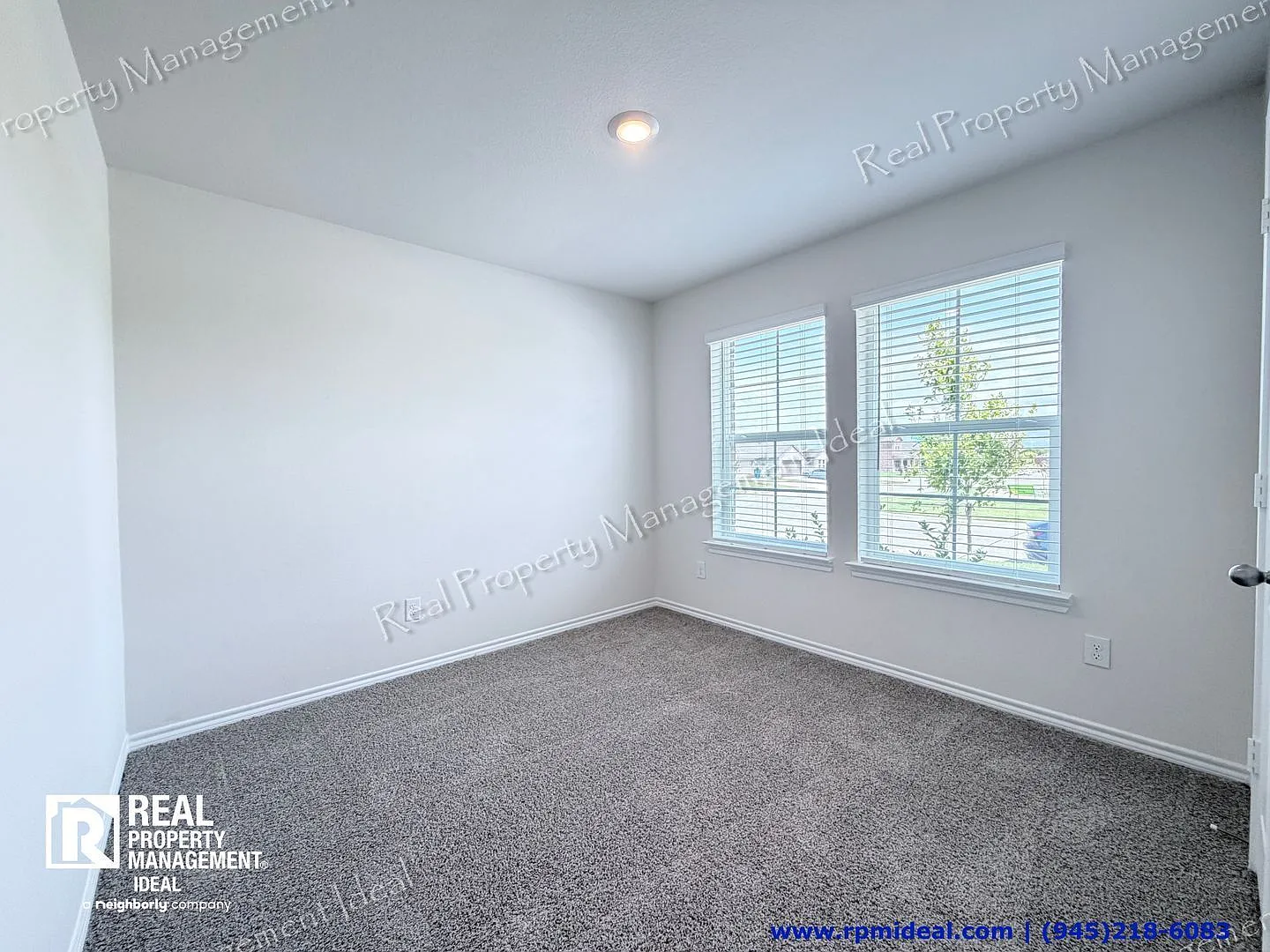 4 bed, 3.0 bath, 2089 sqft, $2,199 — Photo 4