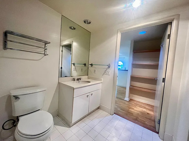 403 Main St #709 — Photo 22