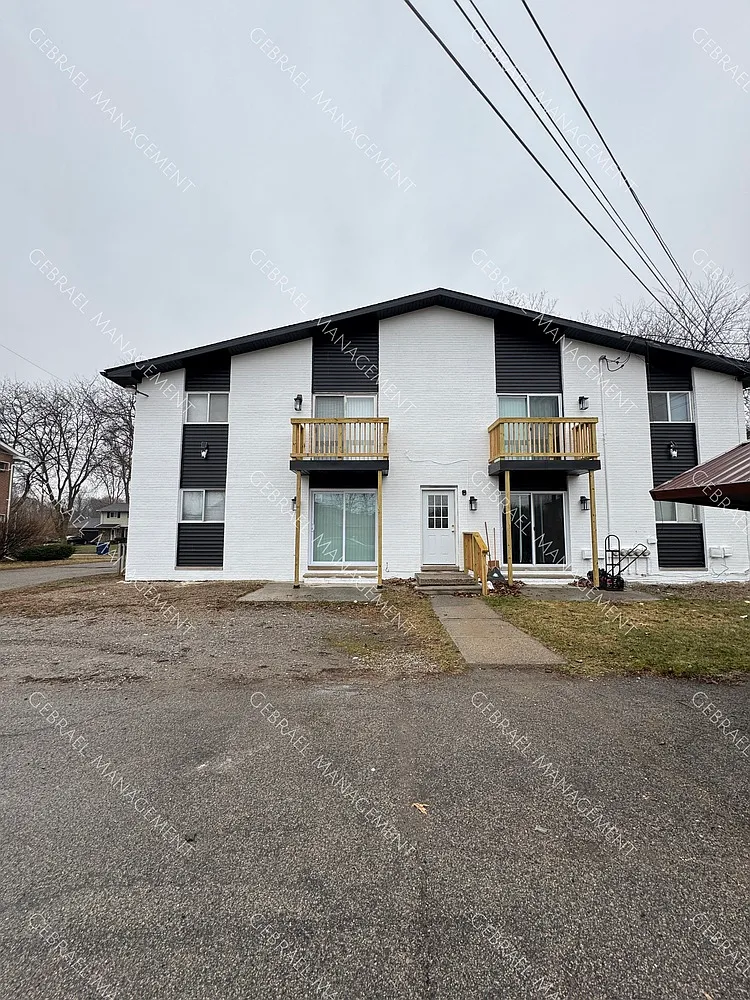 3615 Bernice Dr — Photo 2
