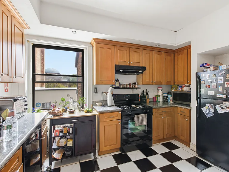 12 Parkman St #3 — Photo 6
