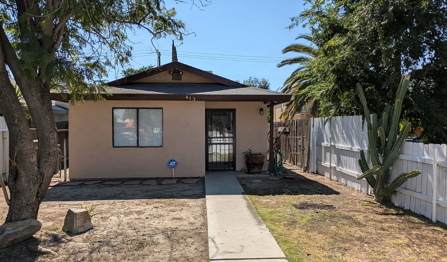 2 bed, 852 sqft, $1,550 — Photo 1
