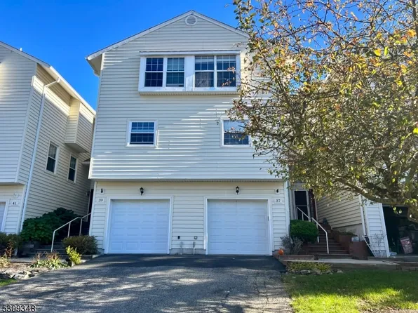 37 Rhea Run, Hampton Twp., NJ 07860