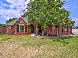 625 Eagle Lake Ln, Newcastle, OK 73065