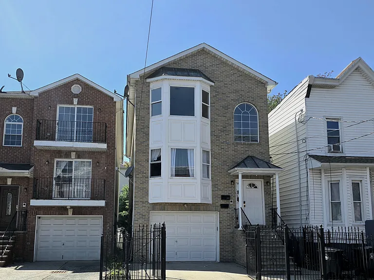 22 Wakeman Ave #2 — Photo 3