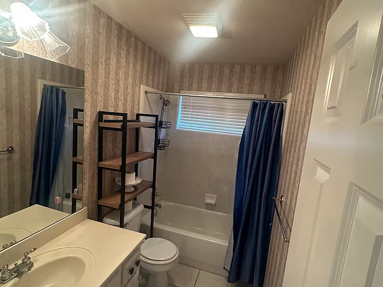 504 Windjammer St — Photo 10