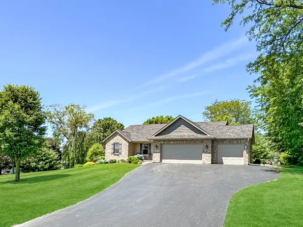 802 State Route 75 E, Davis, IL 61019