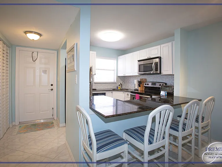 225 Turtle Lake Ct #106 — Photo 25
