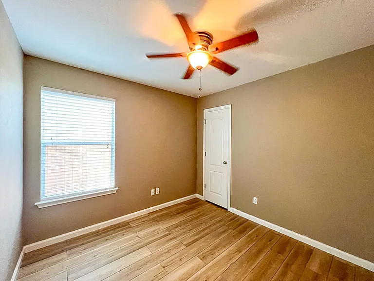 298 Jack Rabbit Ln — Photo 16