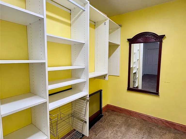 762 Columbus Pkwy — Photo 15