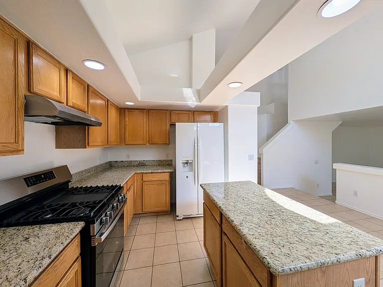 6416 N 78th Ln — Photo 65