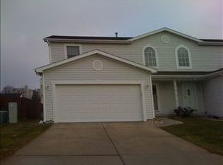 1322 Beacon Hill Ct, Normal, IL 61761