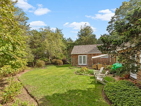 5th image of 197 Hog Creek Rd