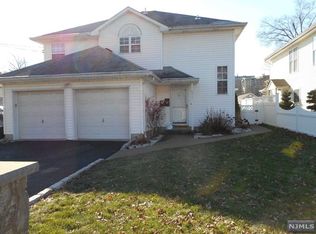 271 Hamilton Pl, Hackensack, NJ 07601