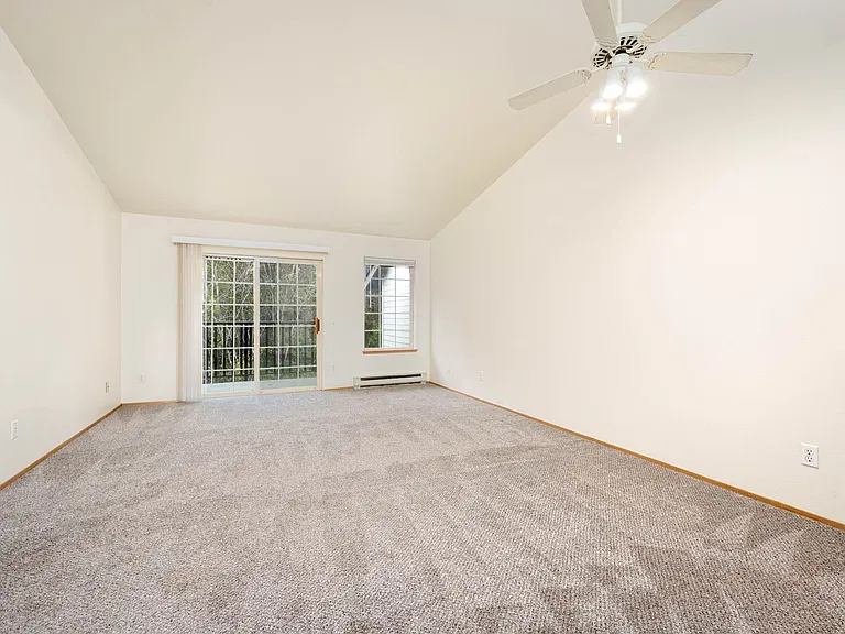 3206 W Maplewood Ave — Photo 8