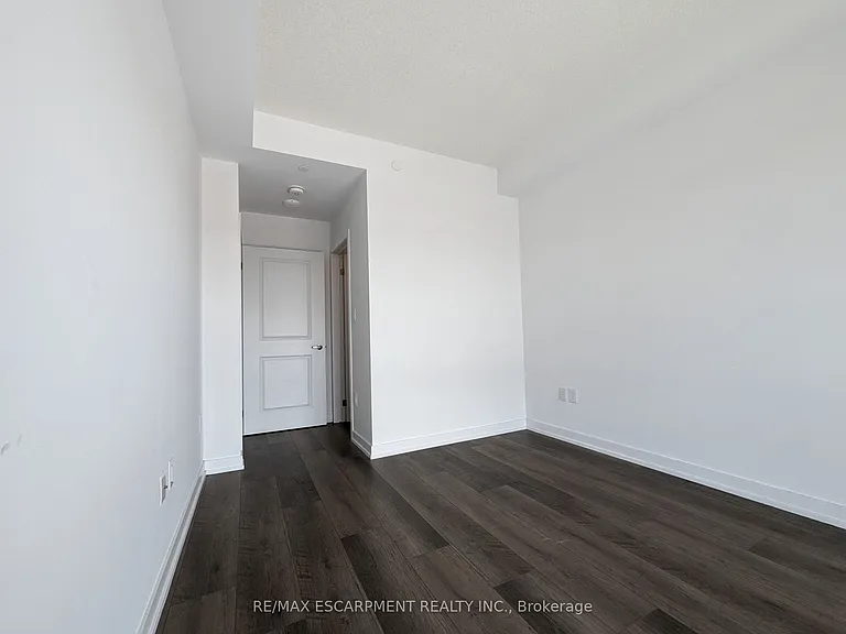 450 Dundas St E #434 — Photo 7