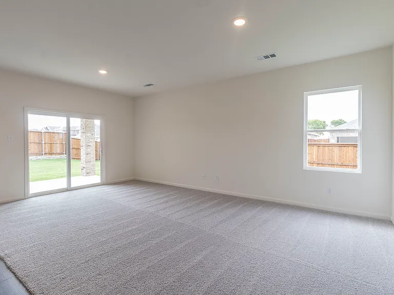 1888 Everglades Dr — Photo 5