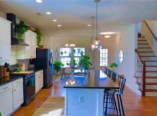 103 Oak Bend Ct, Moyock, NC 27958