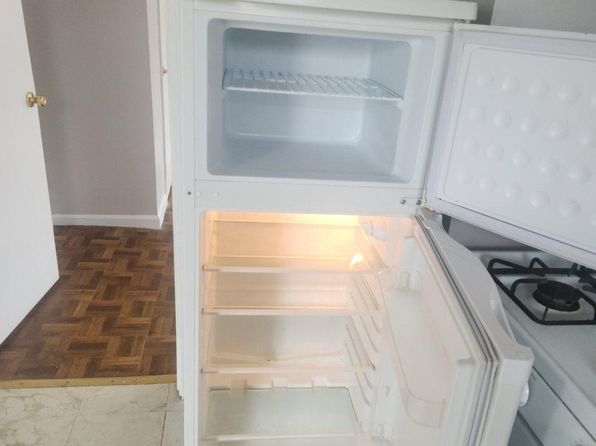 (undisclosed Address)