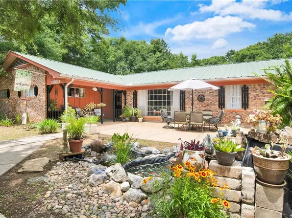 11930 Old Pascagoula Rd, Grand Bay, AL 36541