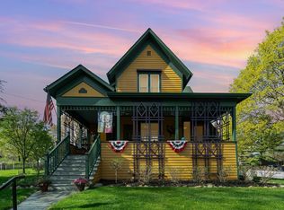 127 E North St, Ithaca, MI 48847