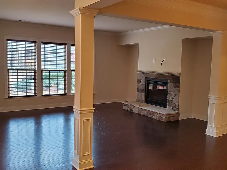 412 Daylin Dr — Photo 15