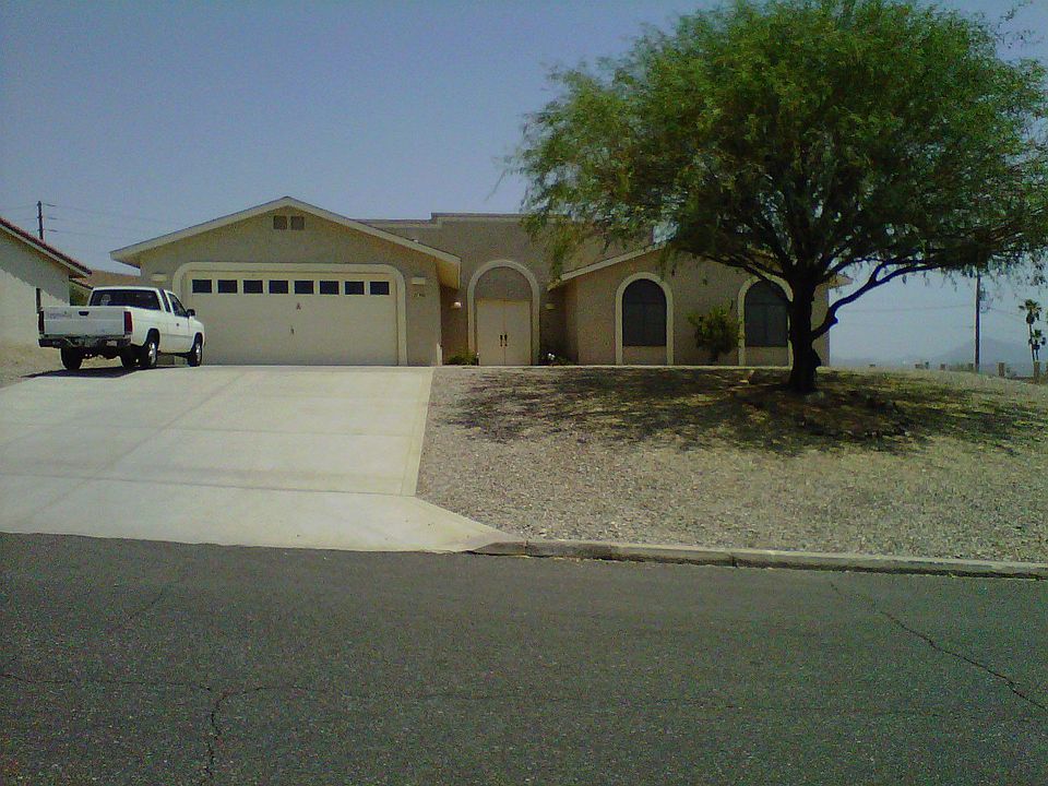 1st image of 2780 Castaway Dr