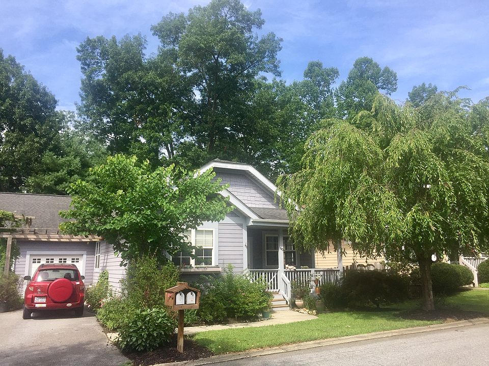 Front of house from street.