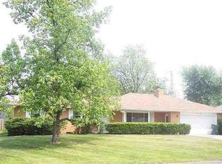 1208 N Brentwood Ln, Muncie, IN