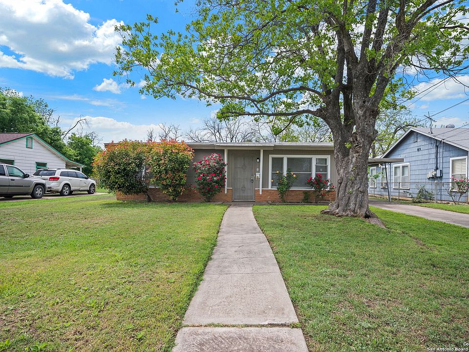 1st image of 211 MIDLAND DR