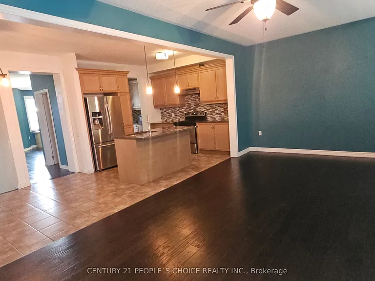32 Meadowcreek Rd — Photo 9