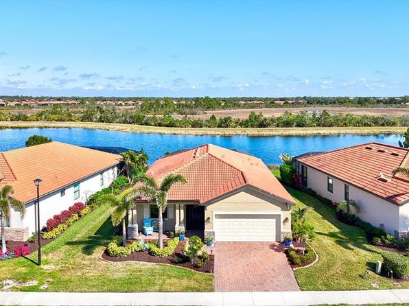 10466 Medjool Dr, Venice, FL 34293