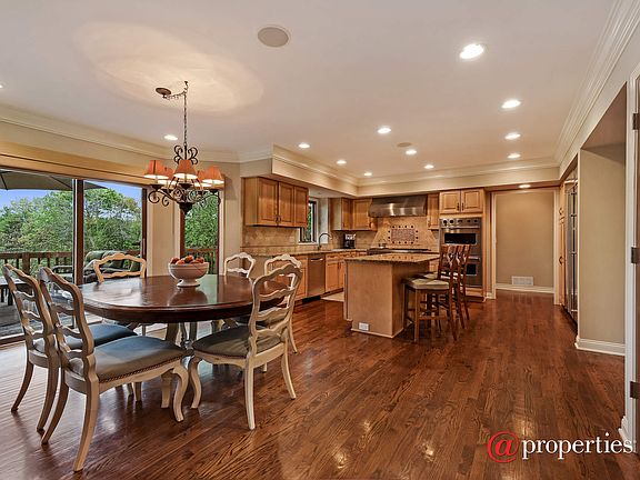 Kitchen / Breakfast Room