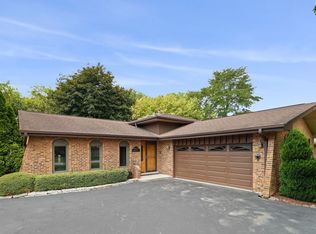 8531 Candlelight Dr W, Willow Springs, IL