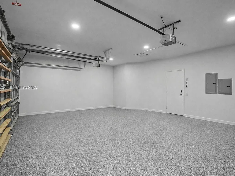 2569 Eagle Run Ln — Photo 59