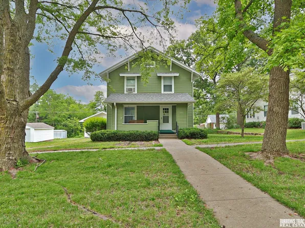 1041 5th St, Pawnee City, NE 68420