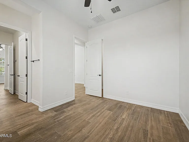 3205 N 198th Ln — Photo 28