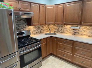 3 Alan Ter, Jersey City, NJ 07306