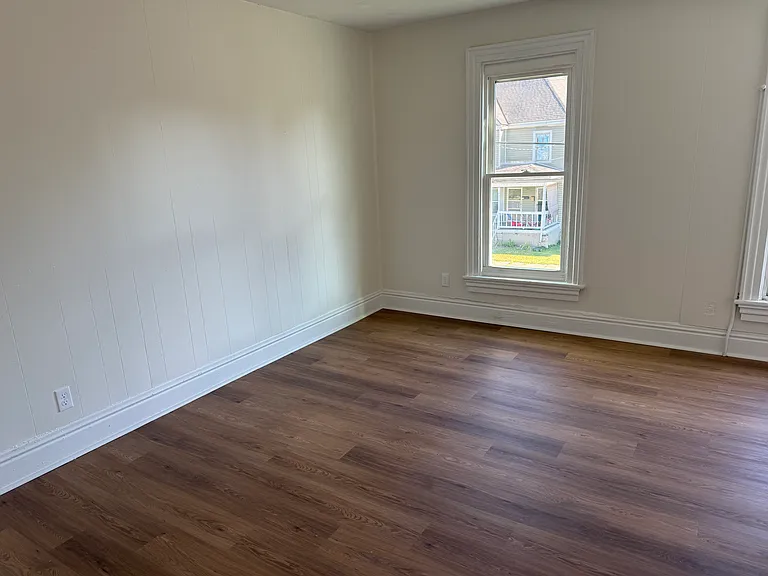 208 W Church St #1.5 — Photo 9