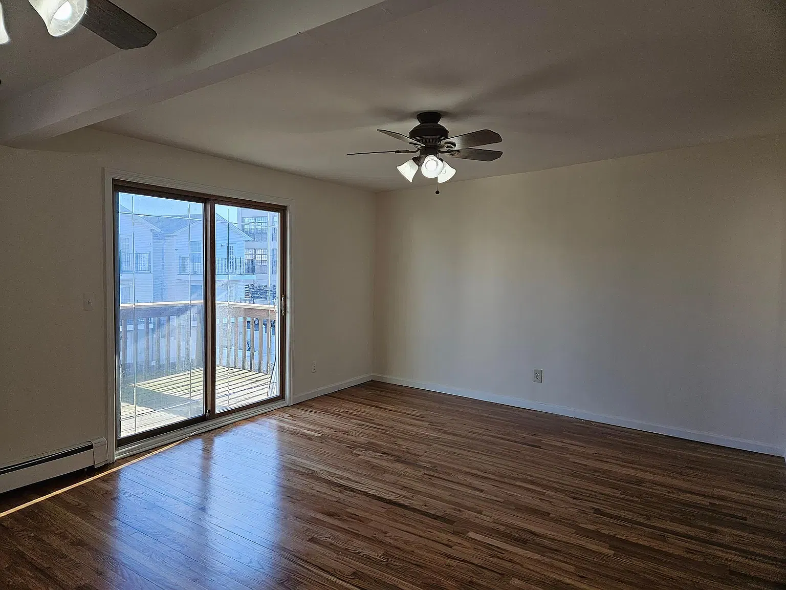 4 bed, 2000 sqft, $4,500 — Photo 4