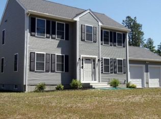 8 Jordan Rd, Wareham, MA 02571