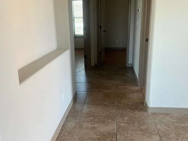 14236 Poets Rock Ln — Photo 9