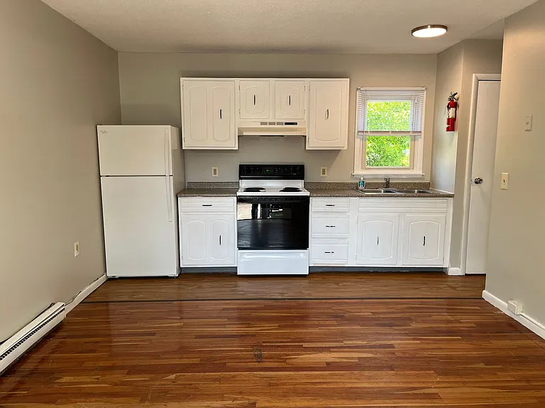 61 Elmwood Avenue — Photo 6
