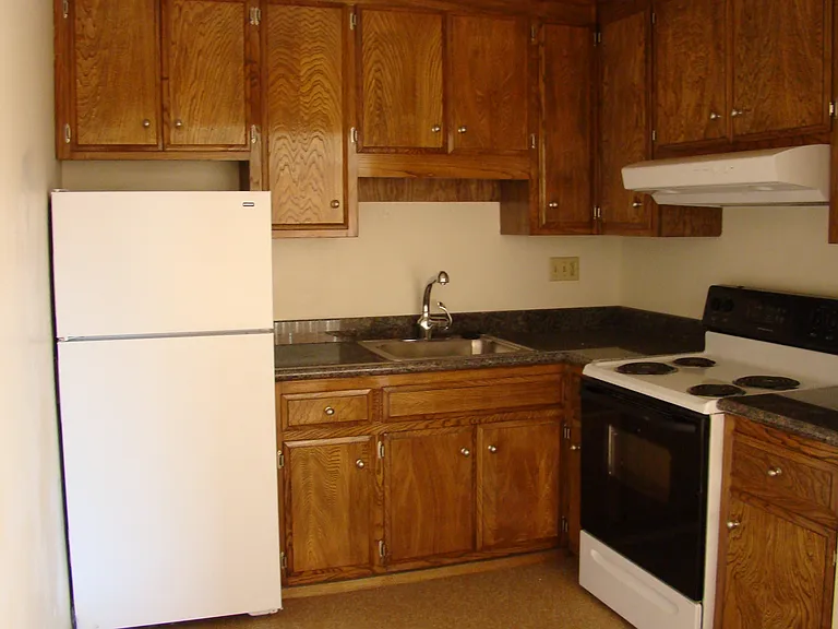 Westwind Apartments — Photo 6