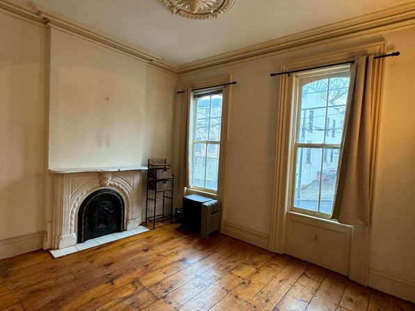 130 Grand St #1