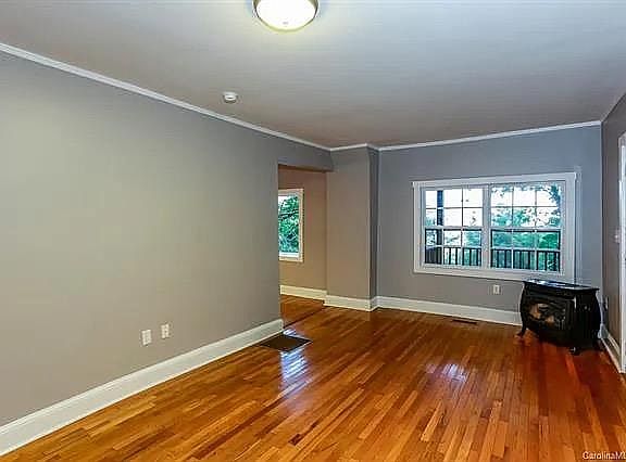 5th image of 75 Rose Hill Rd