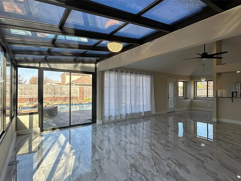 3925 Capricorn Ct — Photo 22